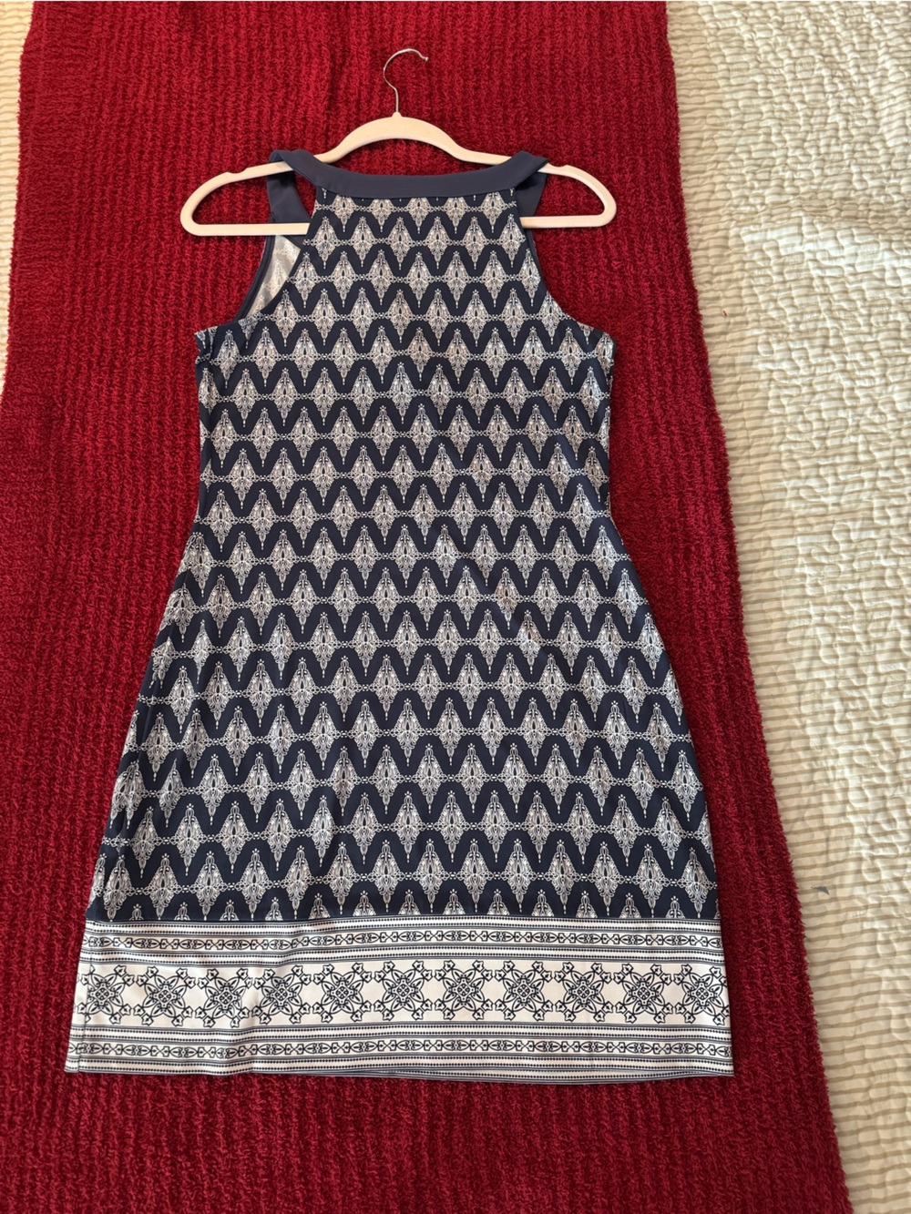 Sleeveless Navy Printed Shift Dress. Super cute on. - Picture 3 of 9